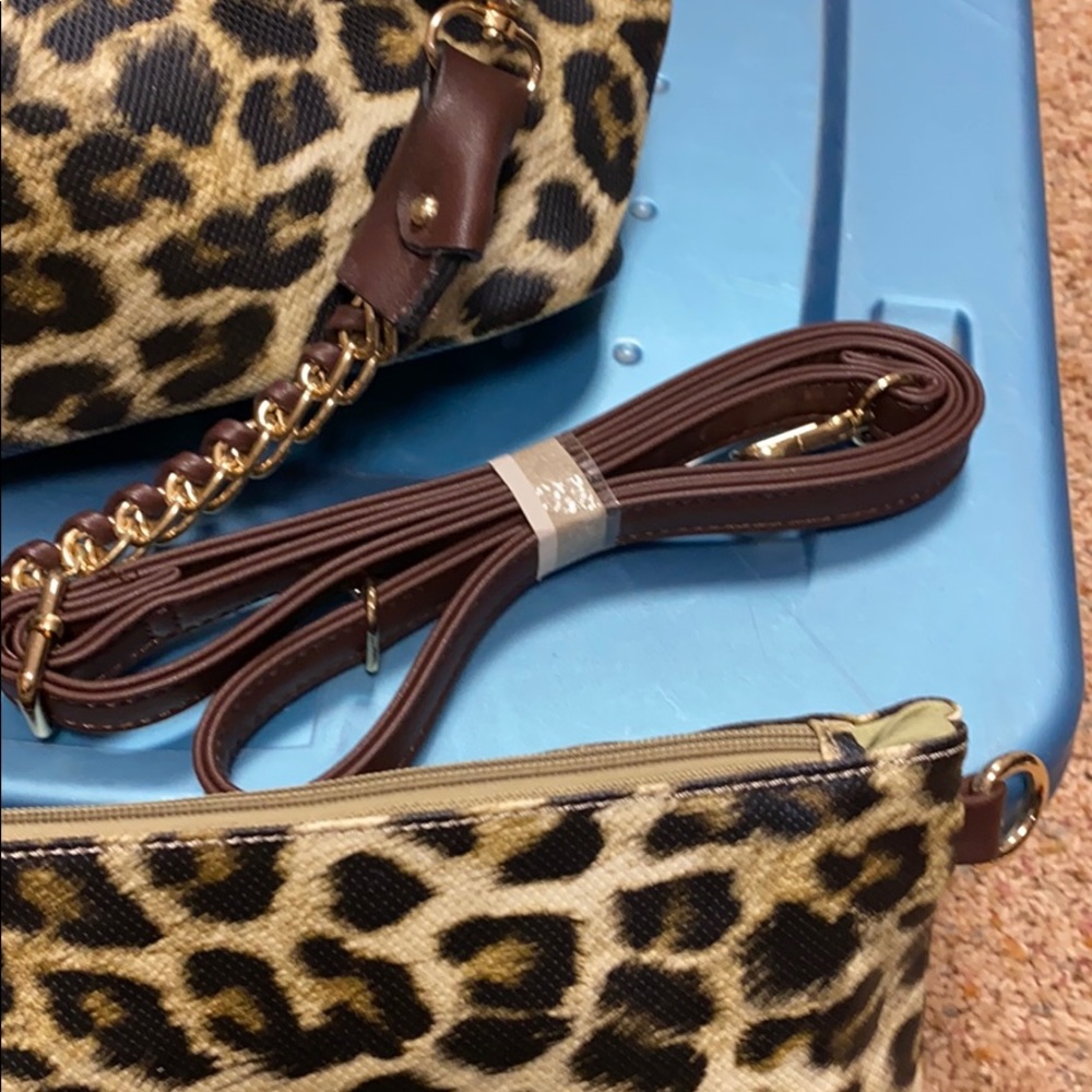 Purse - Picture 3 of 12